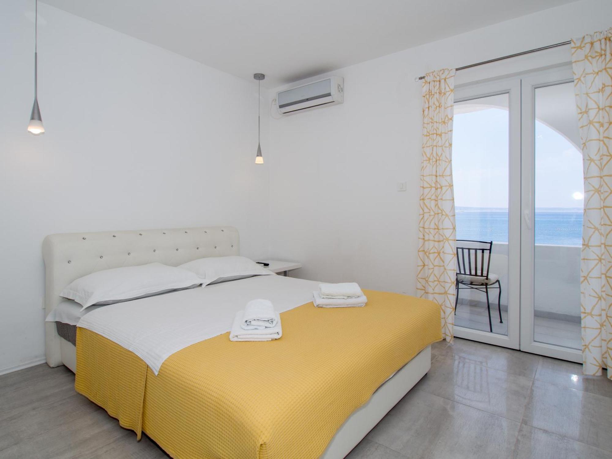 Villa Tamaris On The Beach Podstrana Exterior photo
