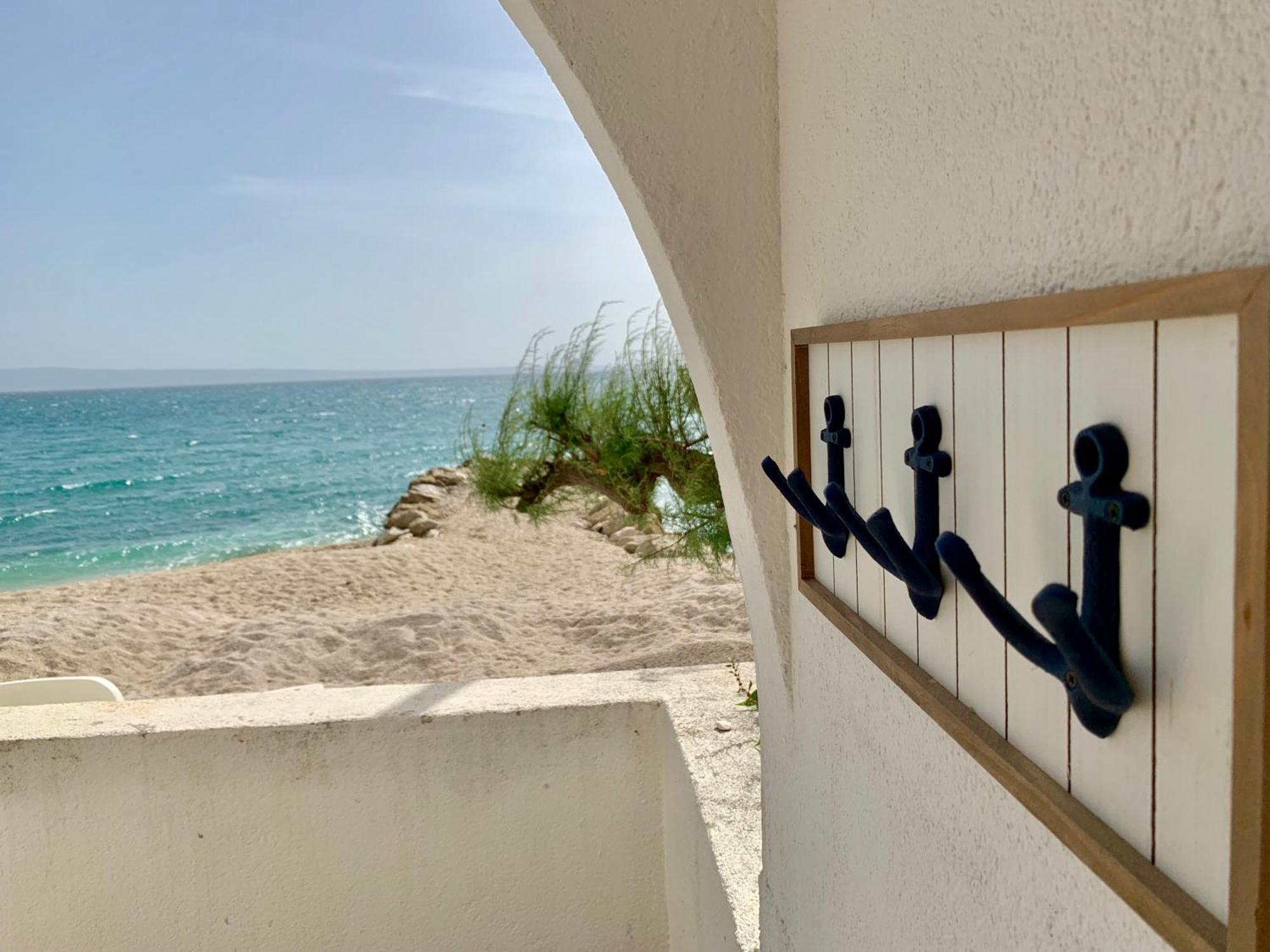 Villa Tamaris On The Beach Podstrana Exterior photo