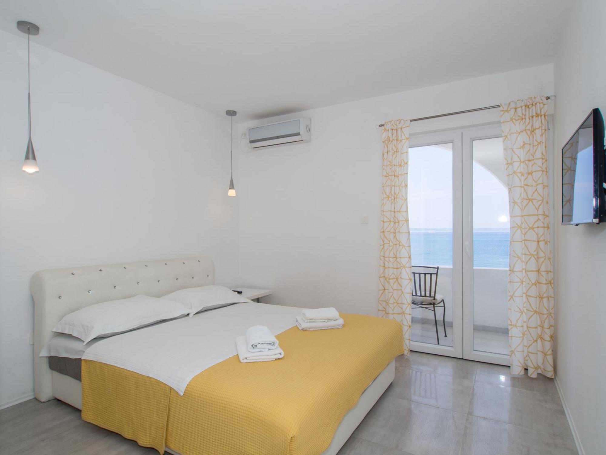 Villa Tamaris On The Beach Podstrana Exterior photo